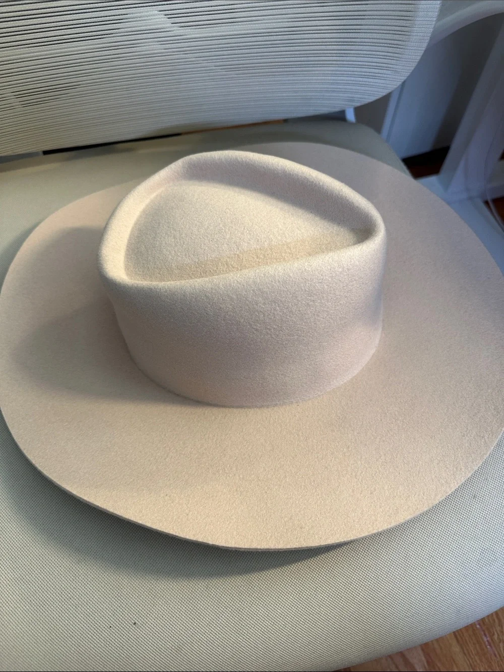 GIGI PIP Wide Brim Felt Fedora Hat in Beige
